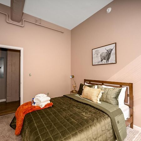 2 Bath Prkg+Gym+Sauna Perk Plaza +30 Day 클리블랜드 외부 사진